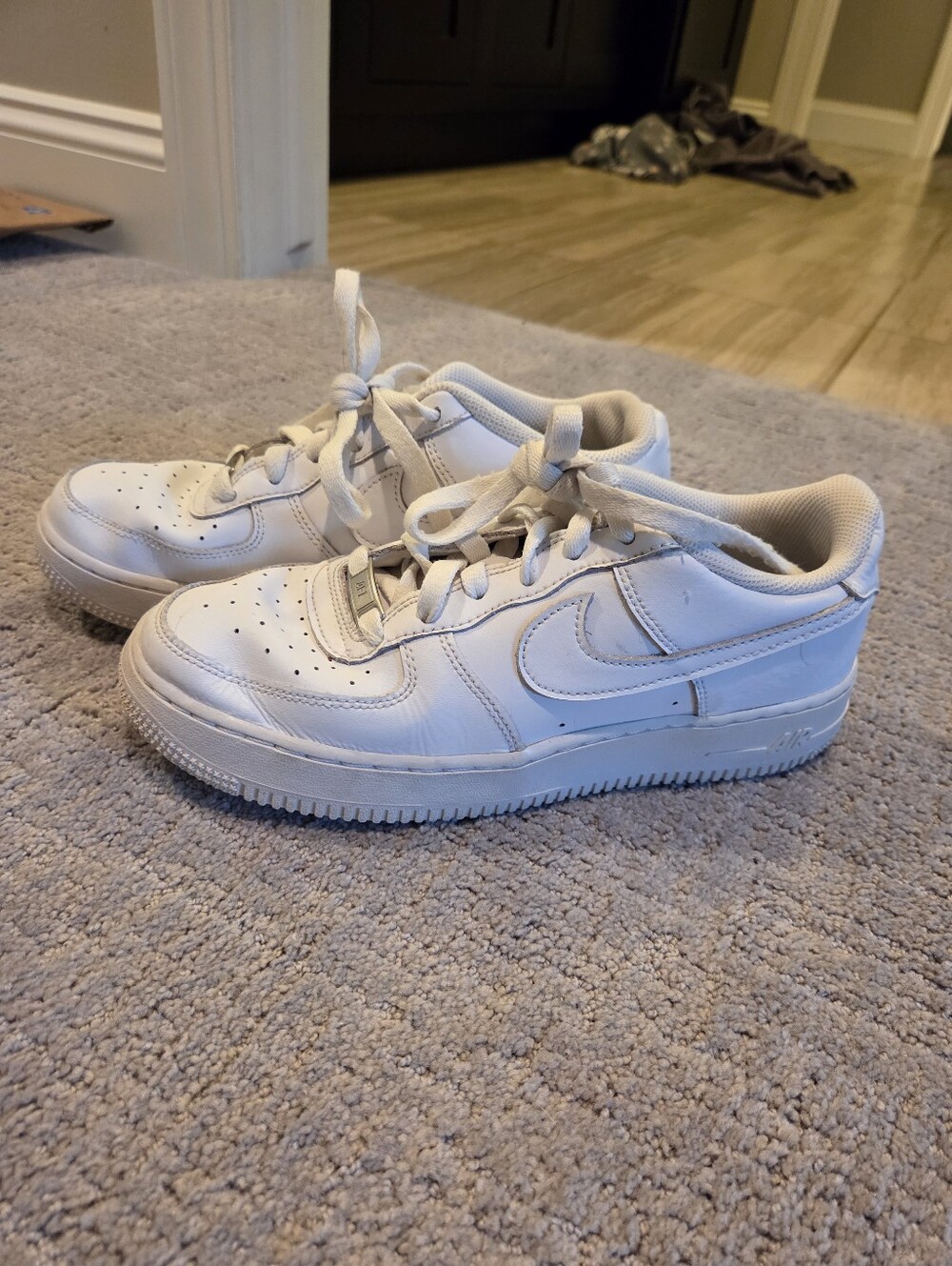 Nike White Kids Air Force 1 Sneakers